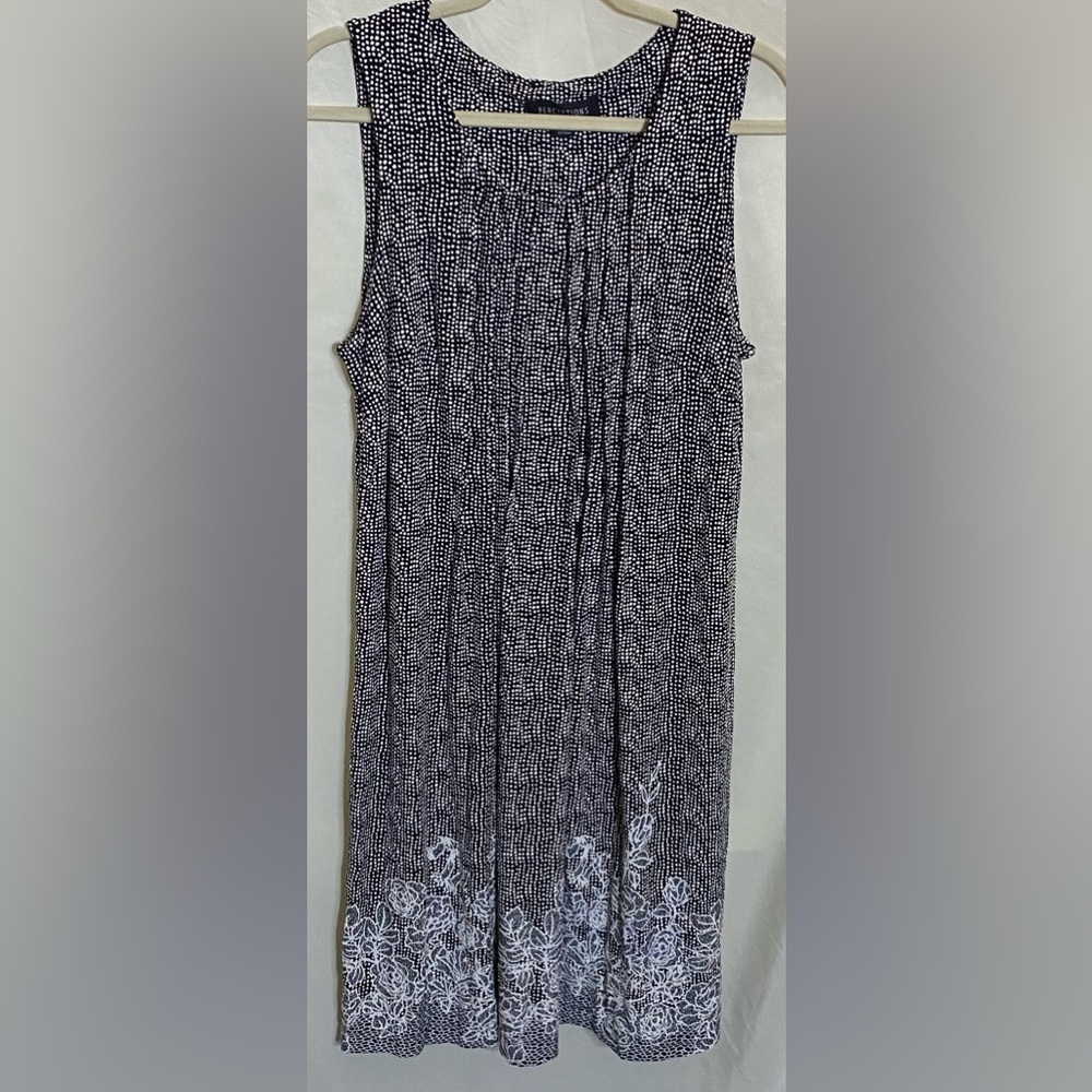 New Perceptions NY Black and White Spotted /Floral / Pleated Sleeveless Dress